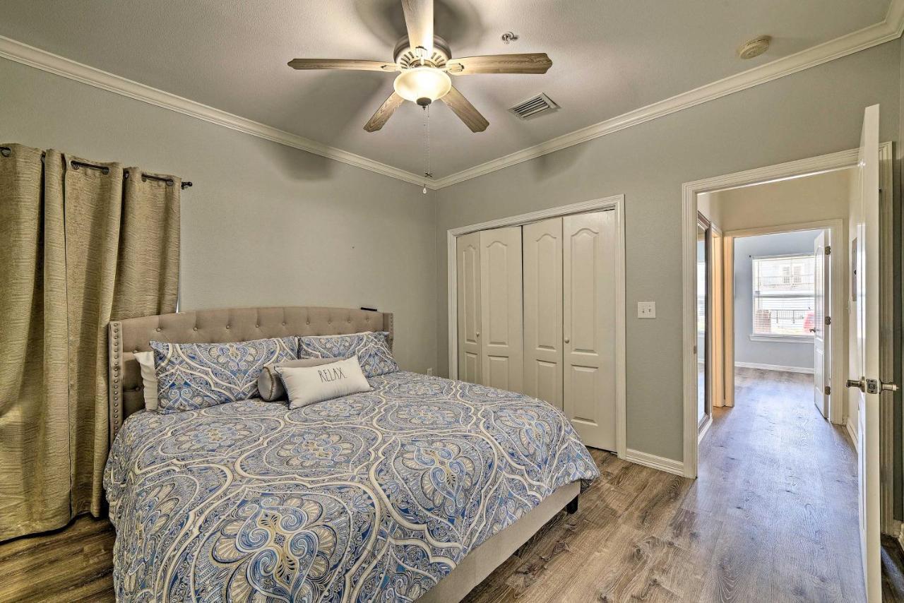 Modern Island Condo With Pool Steps To The Beach! South Padre Island Ngoại thất bức ảnh